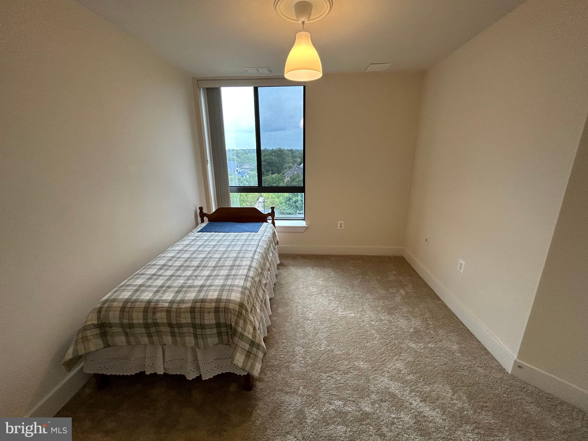 THE HARTFORD - Residential Lease