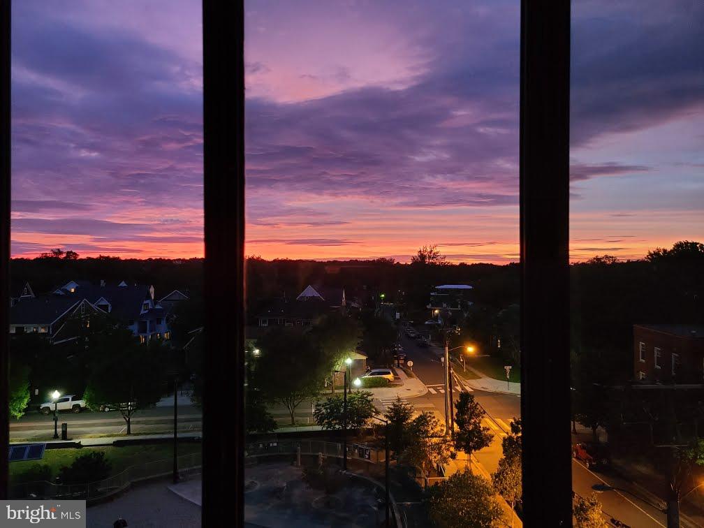 THE HARTFORD - Residential Lease