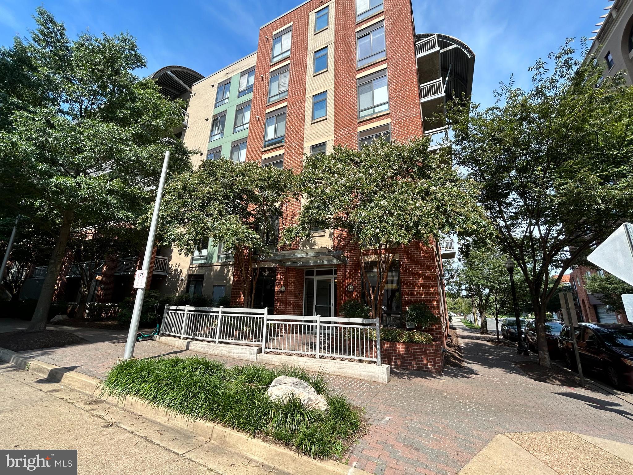 THE HARTFORD - Residential Lease