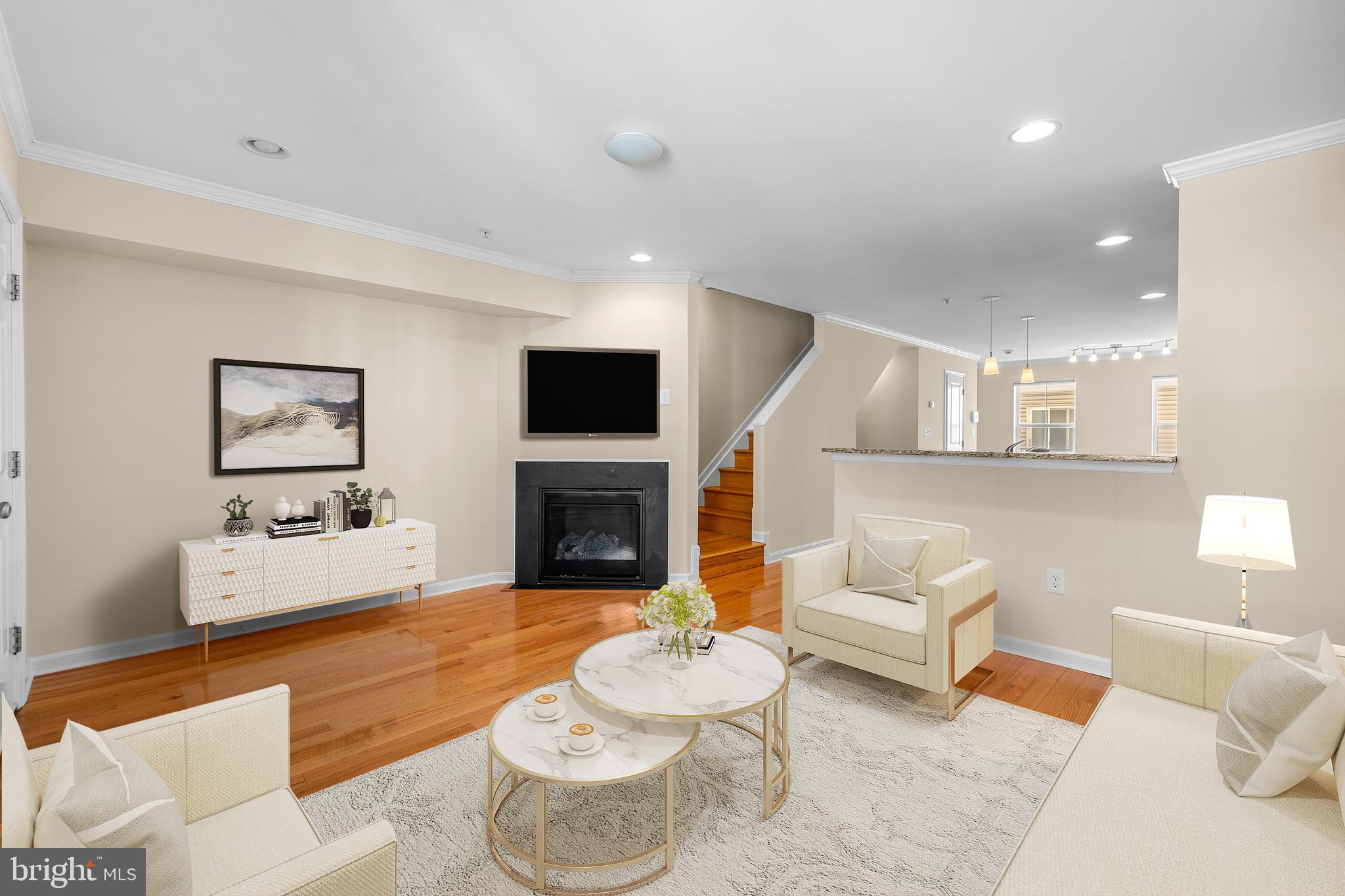 ATHENA SQUARE - Residential