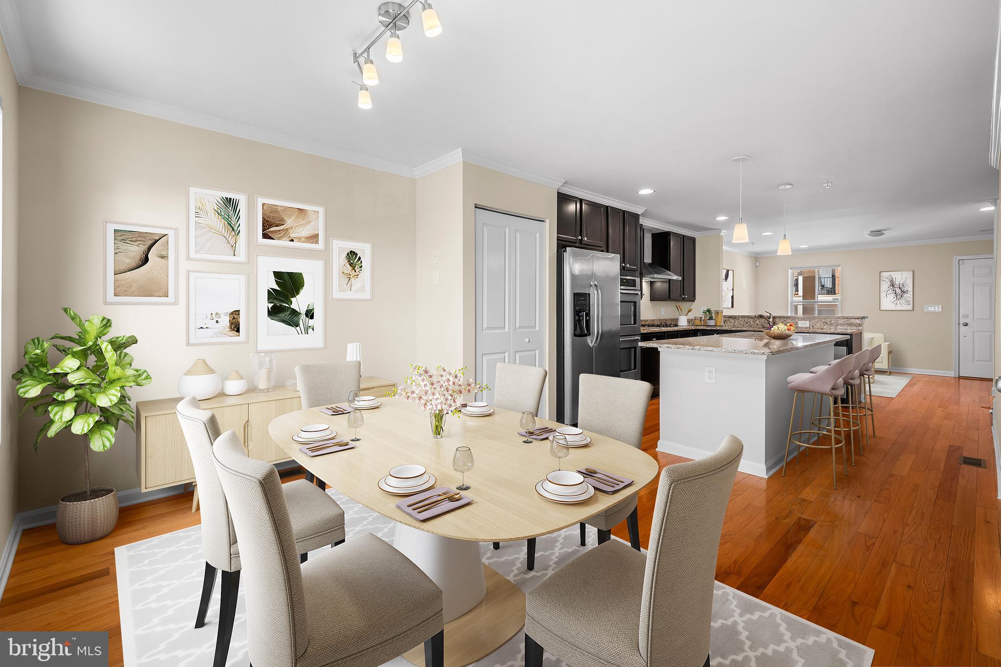 ATHENA SQUARE - Residential