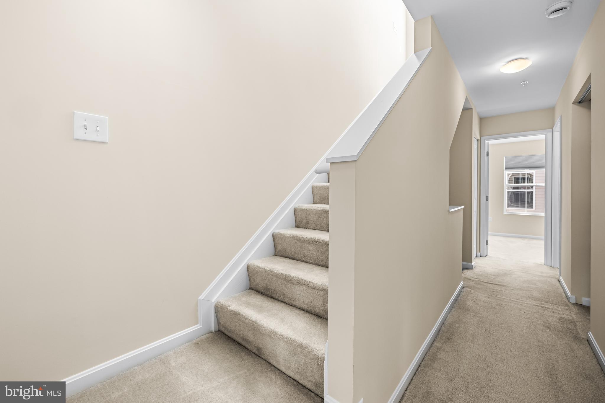 ATHENA SQUARE - Residential