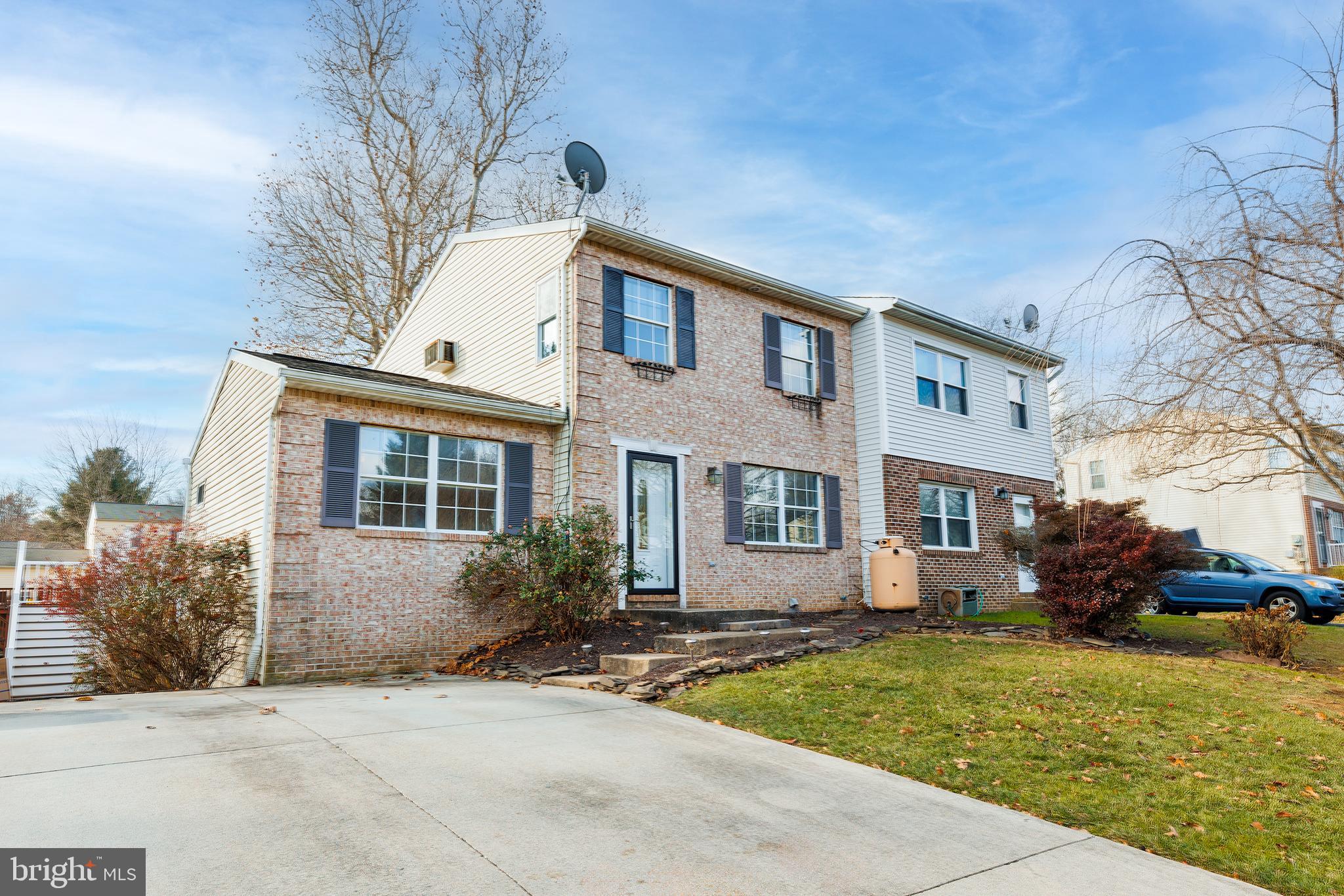 GEORGETOWN HILLS - Residential