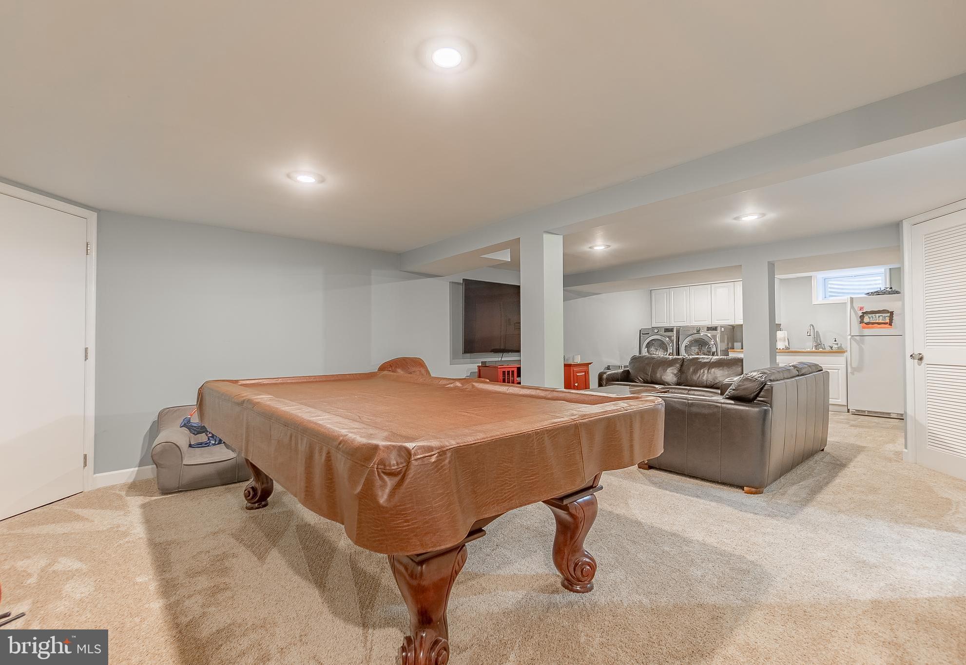 INDIAN SPRINGS - Residential