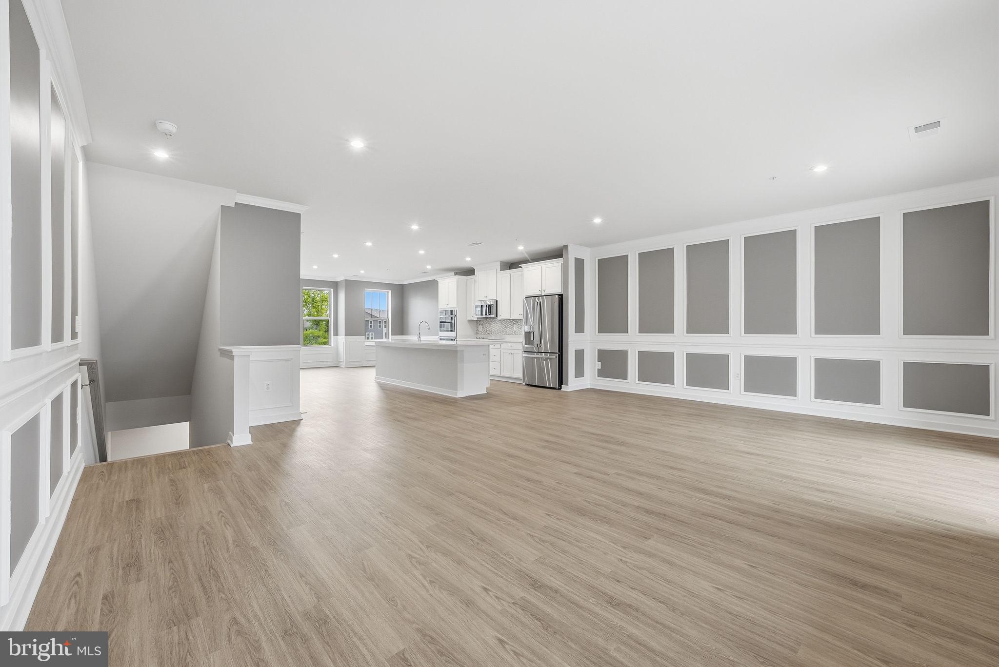 1104-B DABNEY DRIVE
