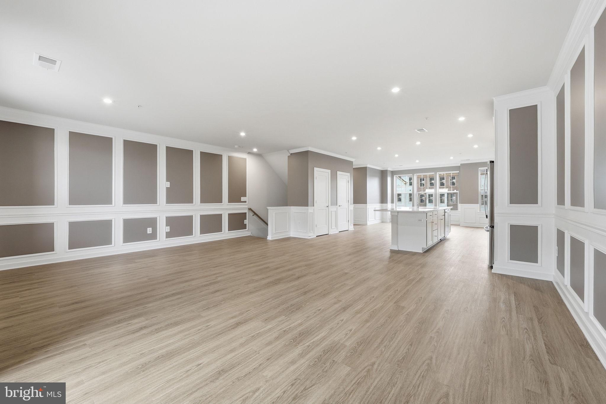 1104-B DABNEY DRIVE