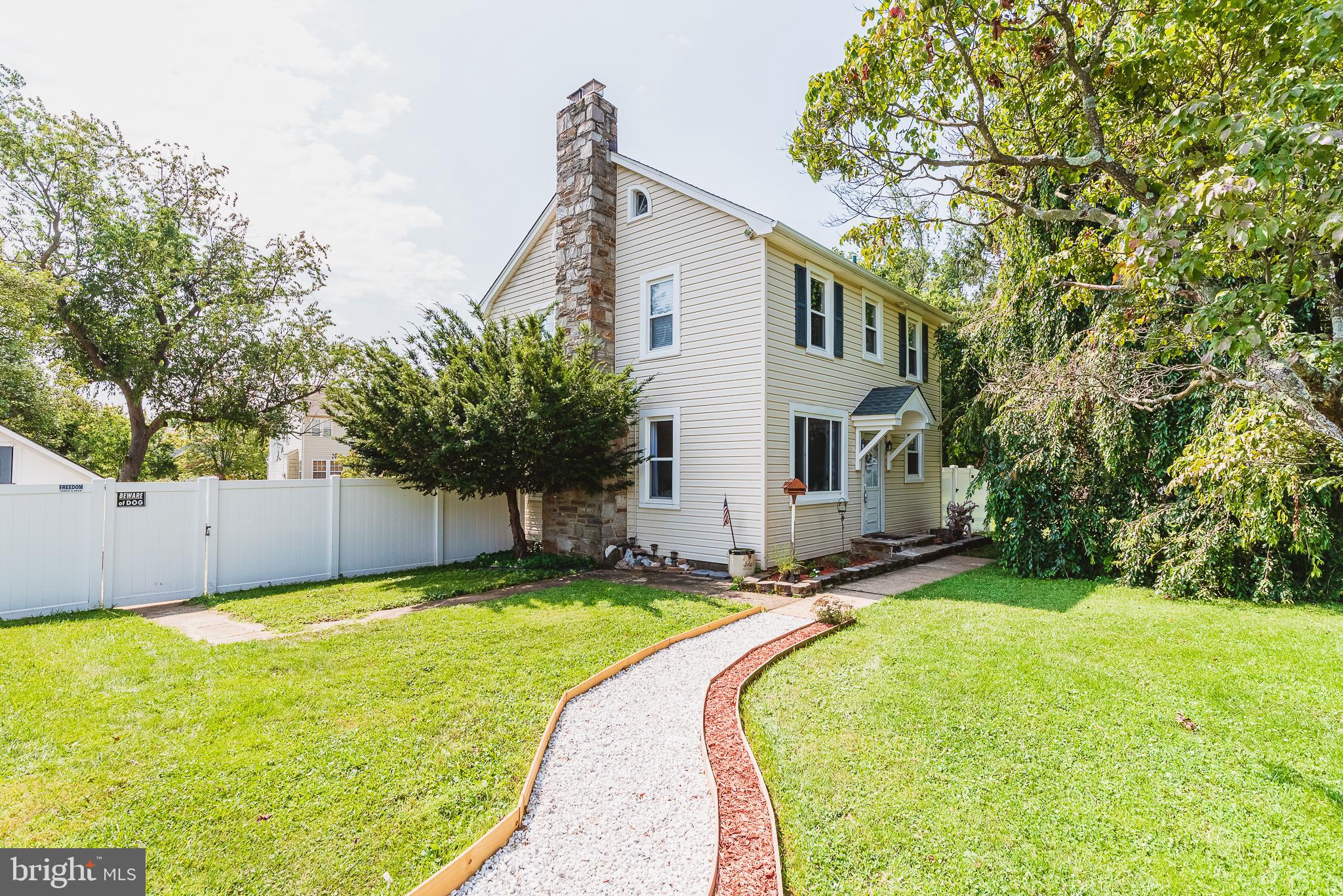 ROCKDALE - Residential