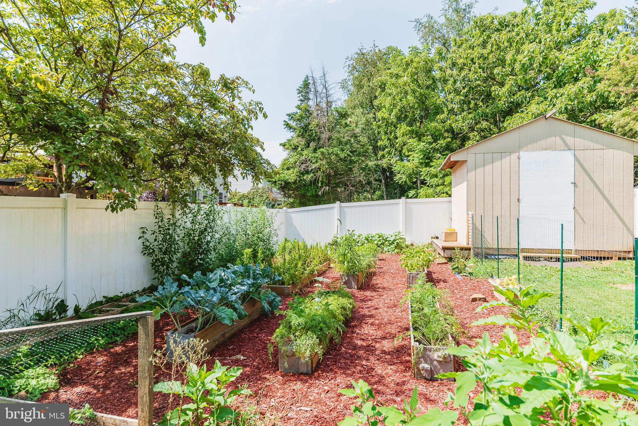 ROCKDALE - Residential