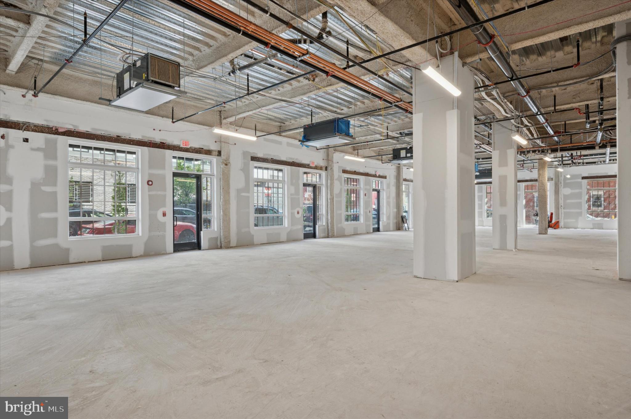 EAST KENSINGTON - Commercial Lease