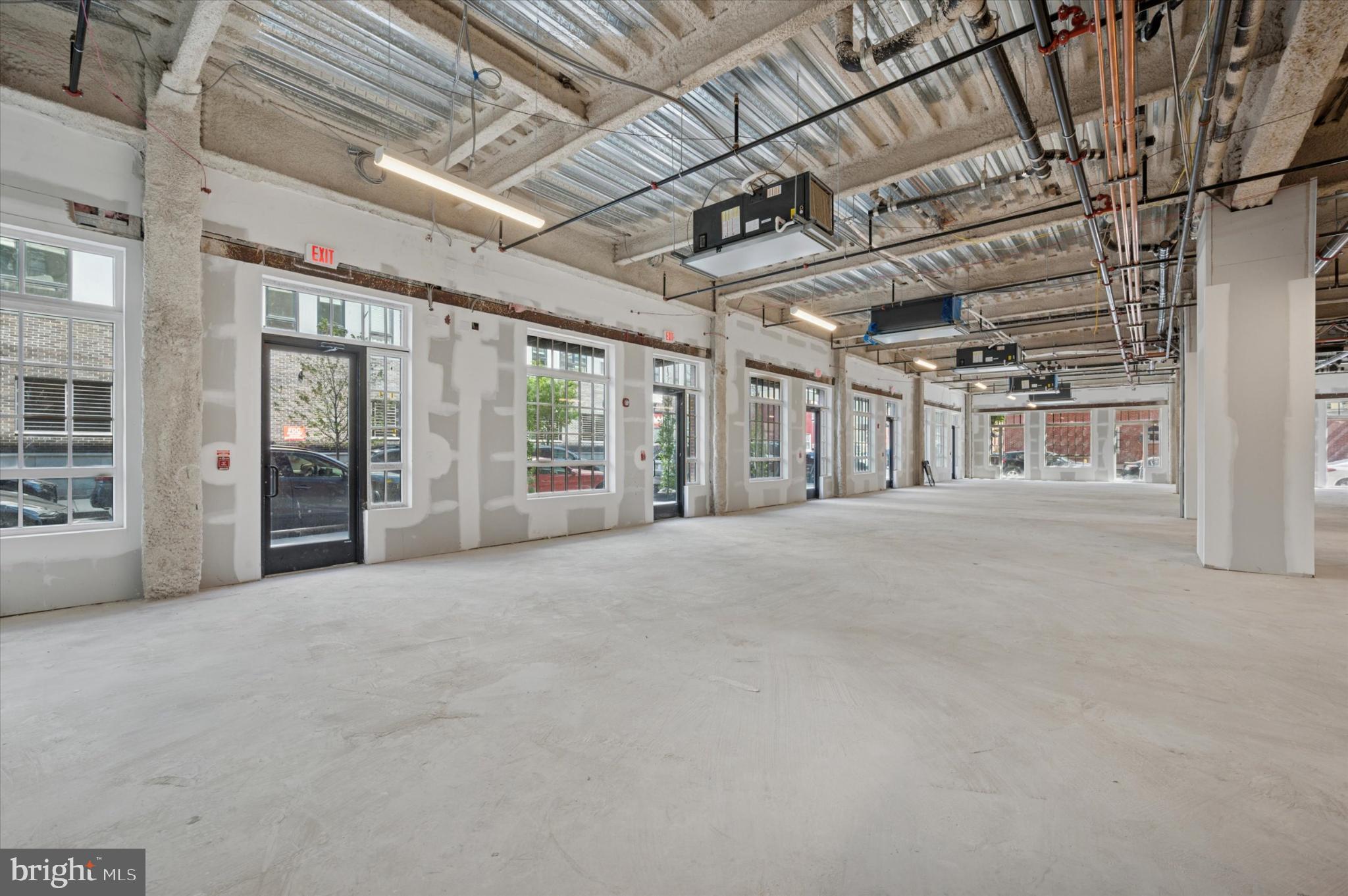 EAST KENSINGTON - Commercial Lease