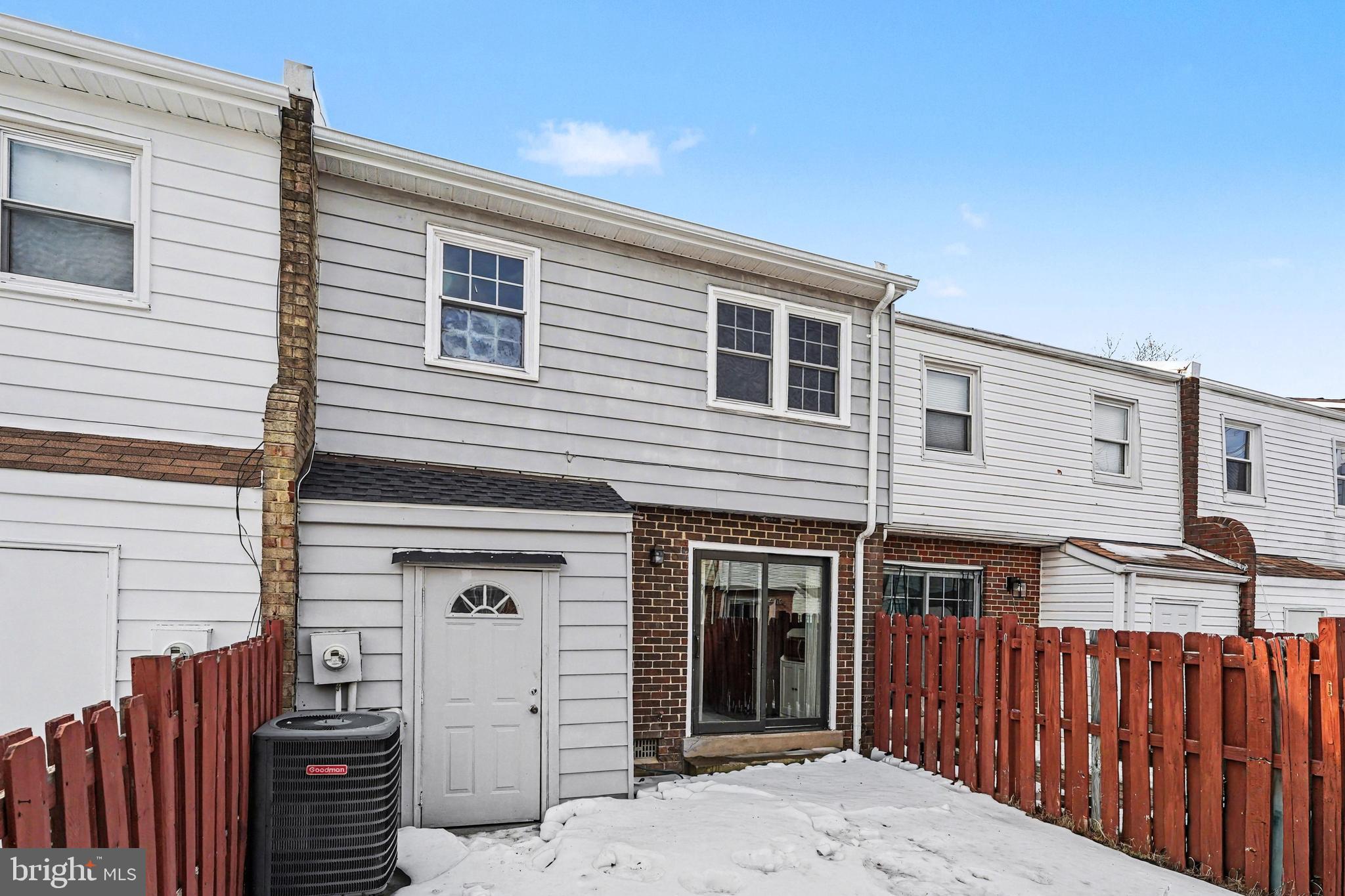 WILLIAMSTOWN - Residential