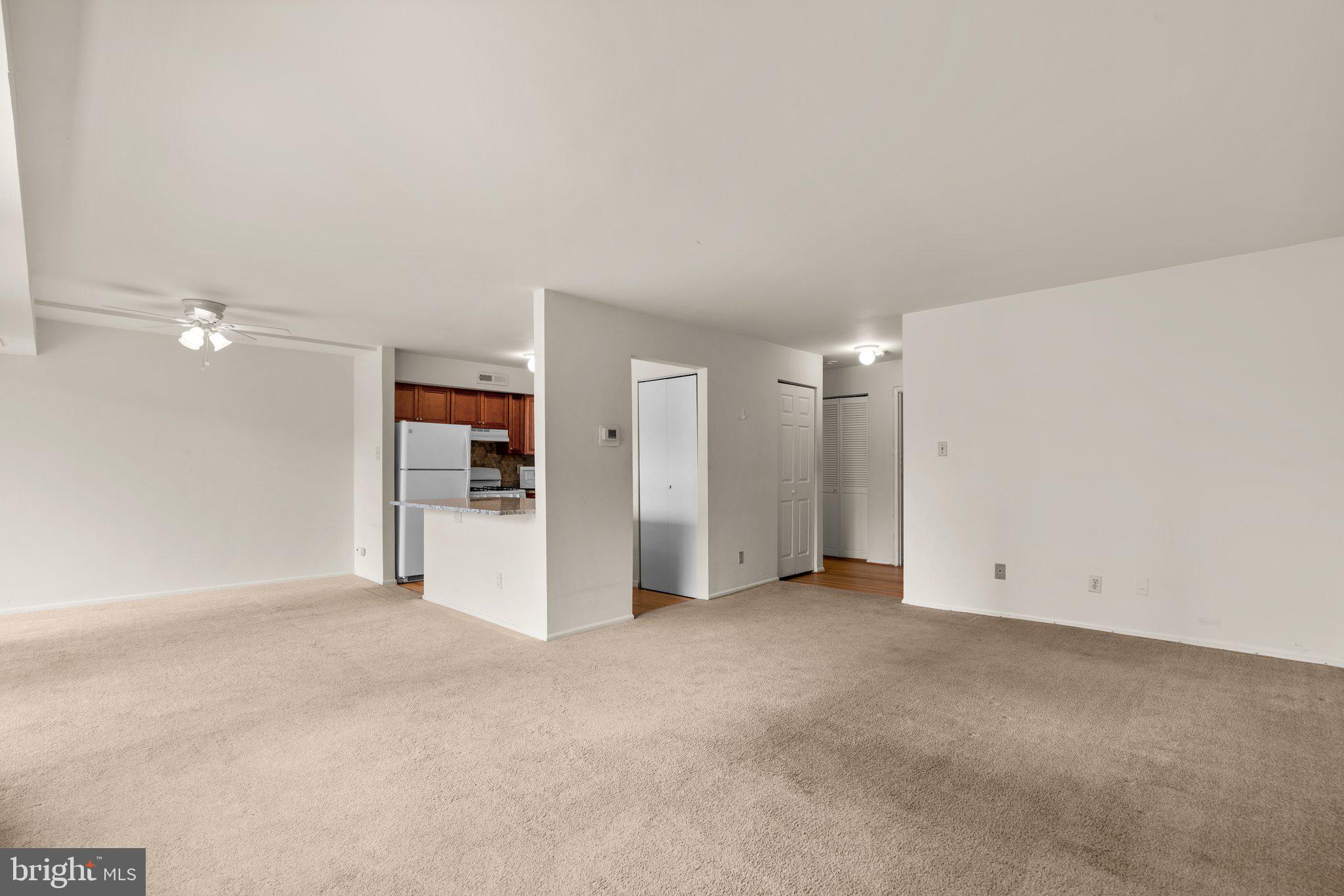 AMERICANA CENTRE - Residential