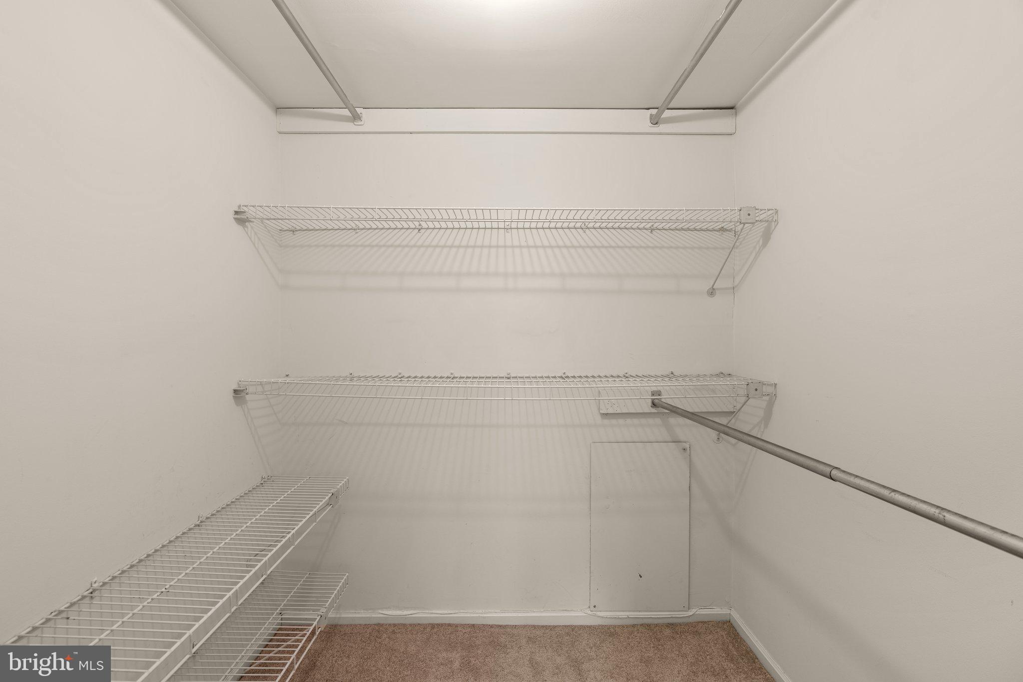 AMERICANA CENTRE - Residential