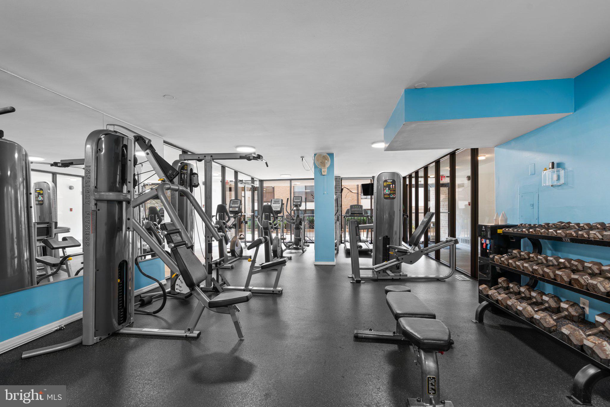 AMERICANA CENTRE - Residential