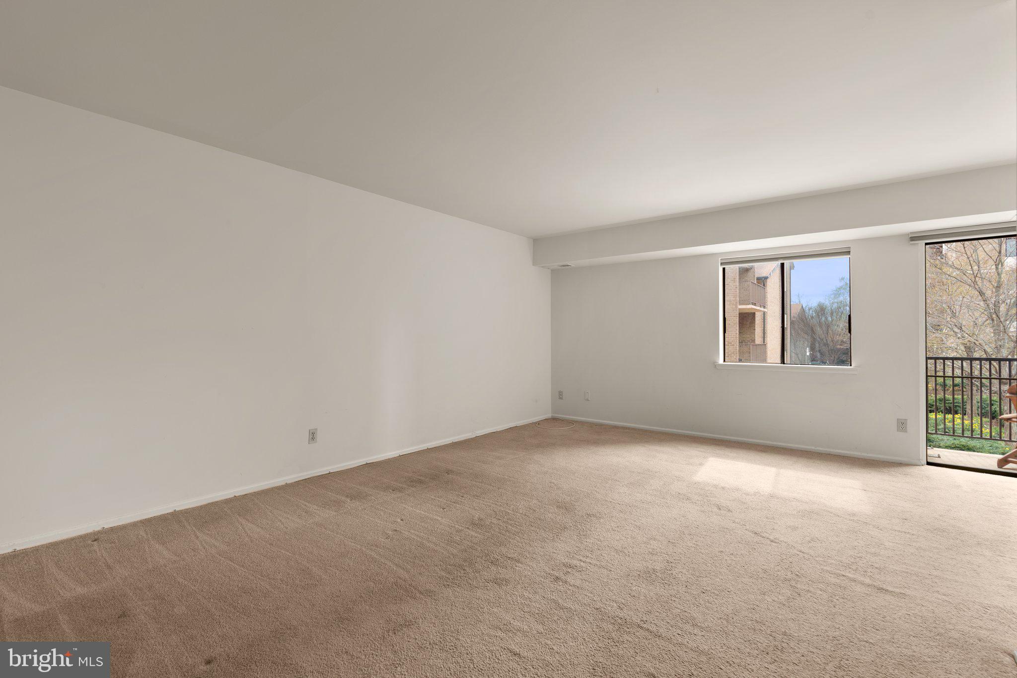 AMERICANA CENTRE - Residential