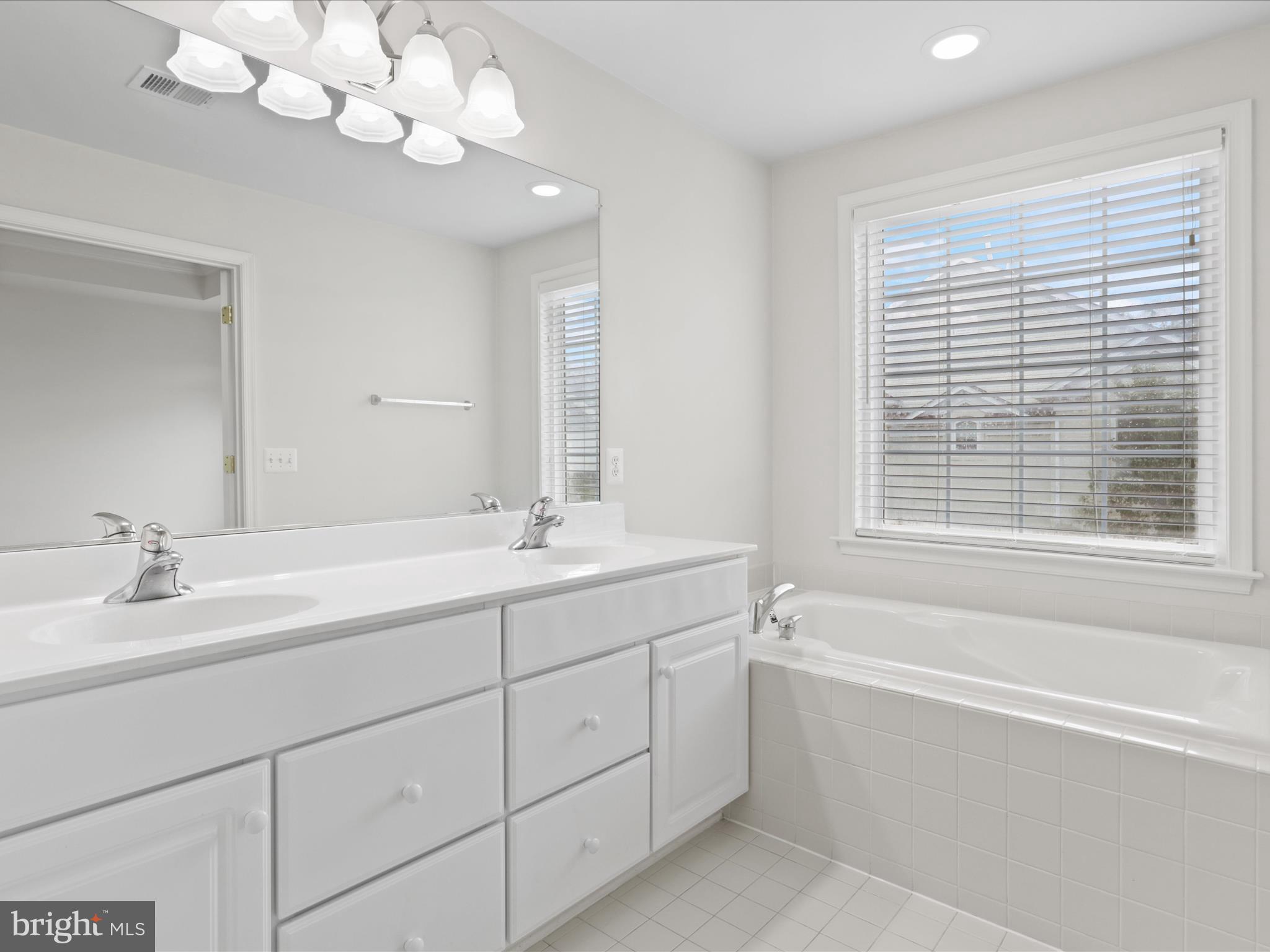 COPPERMINE CROSSING - Residential