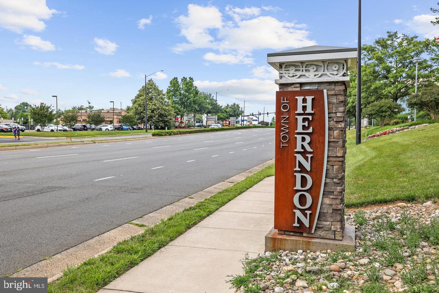 COPPERMINE CROSSING - Residential