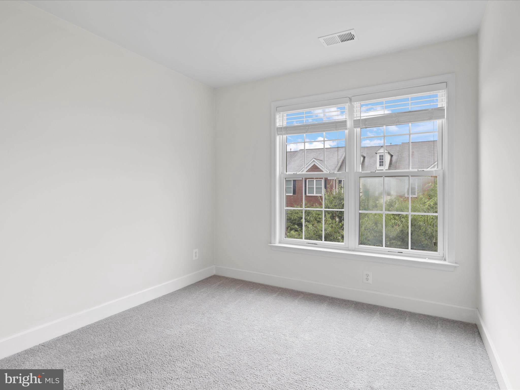 COPPERMINE CROSSING - Residential