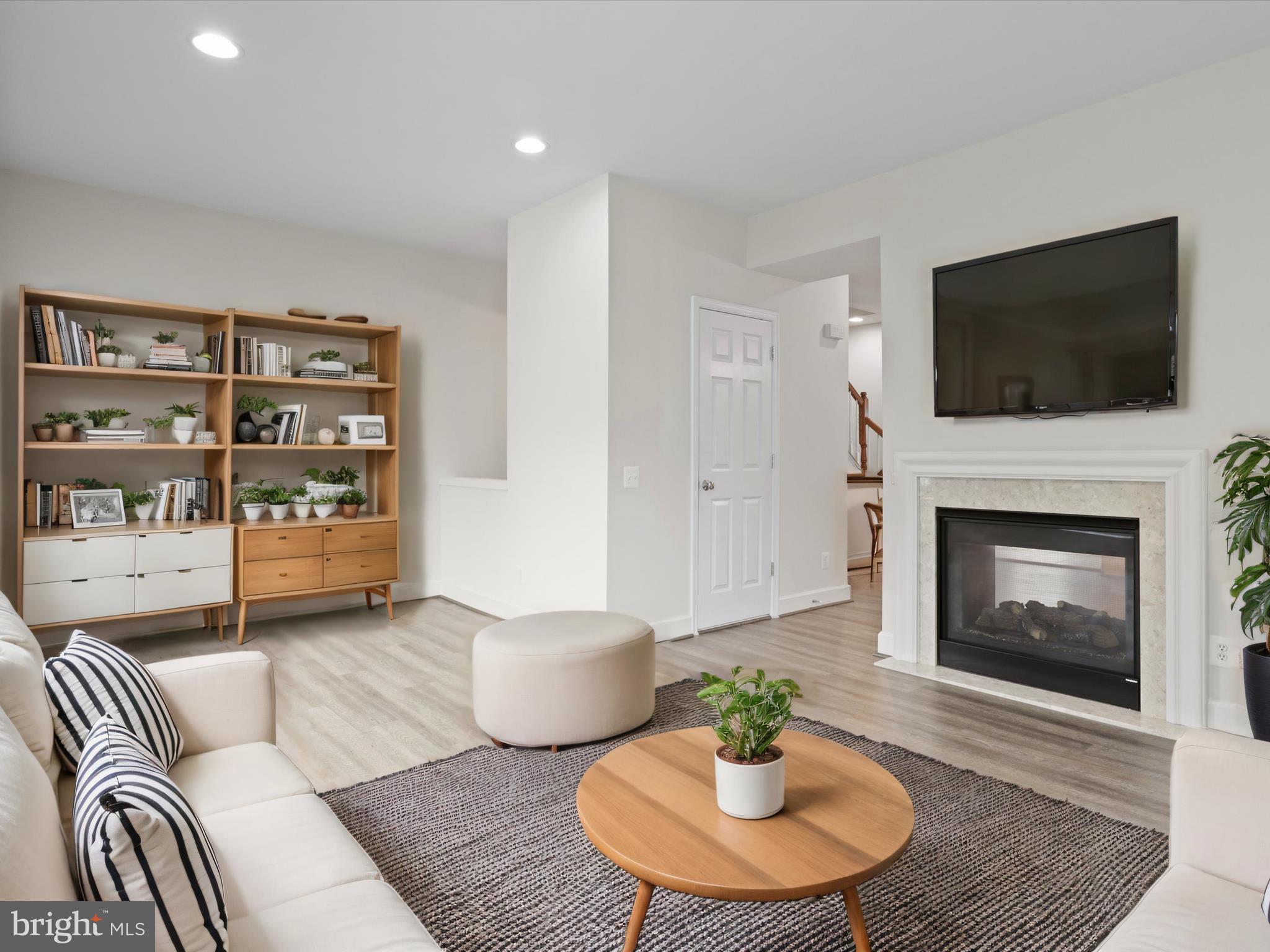 COPPERMINE CROSSING - Residential