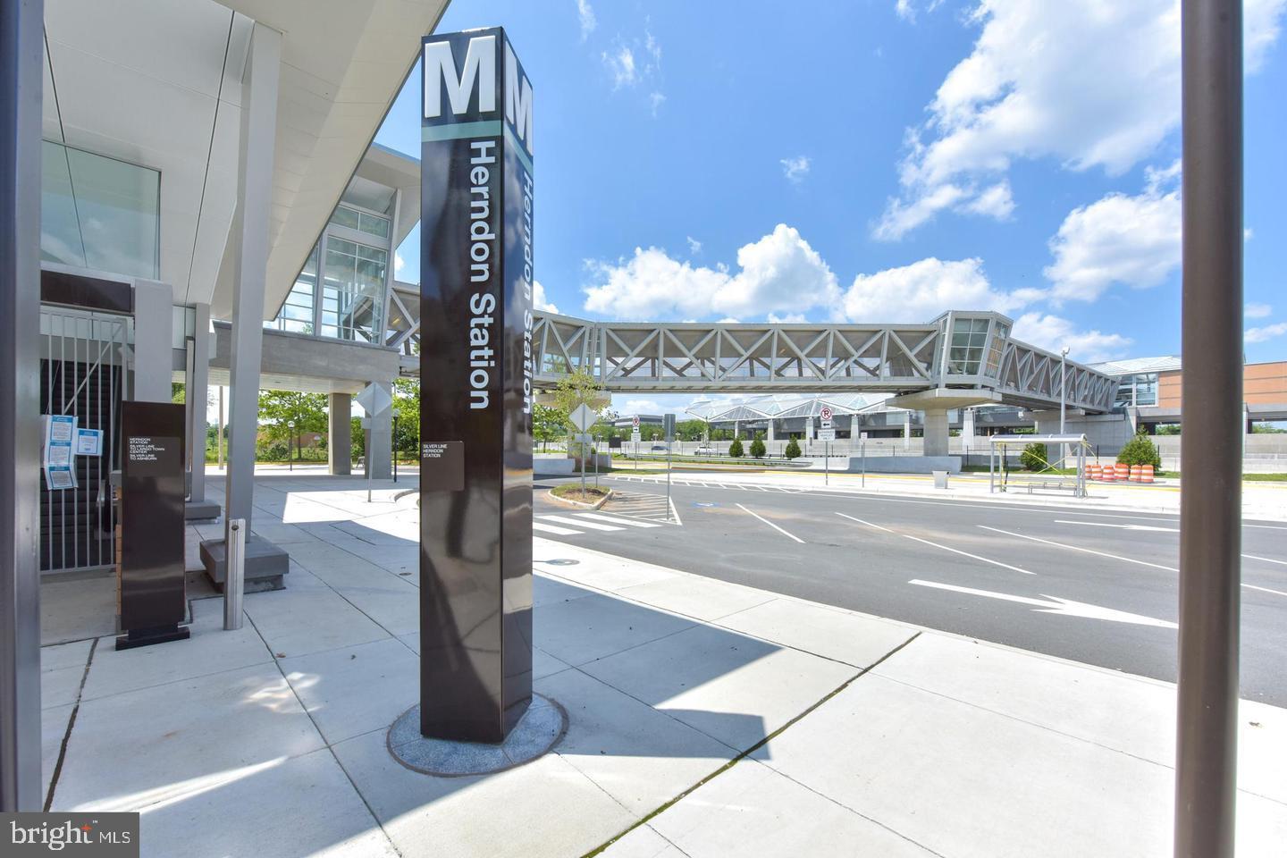 COPPERMINE CROSSING - Residential