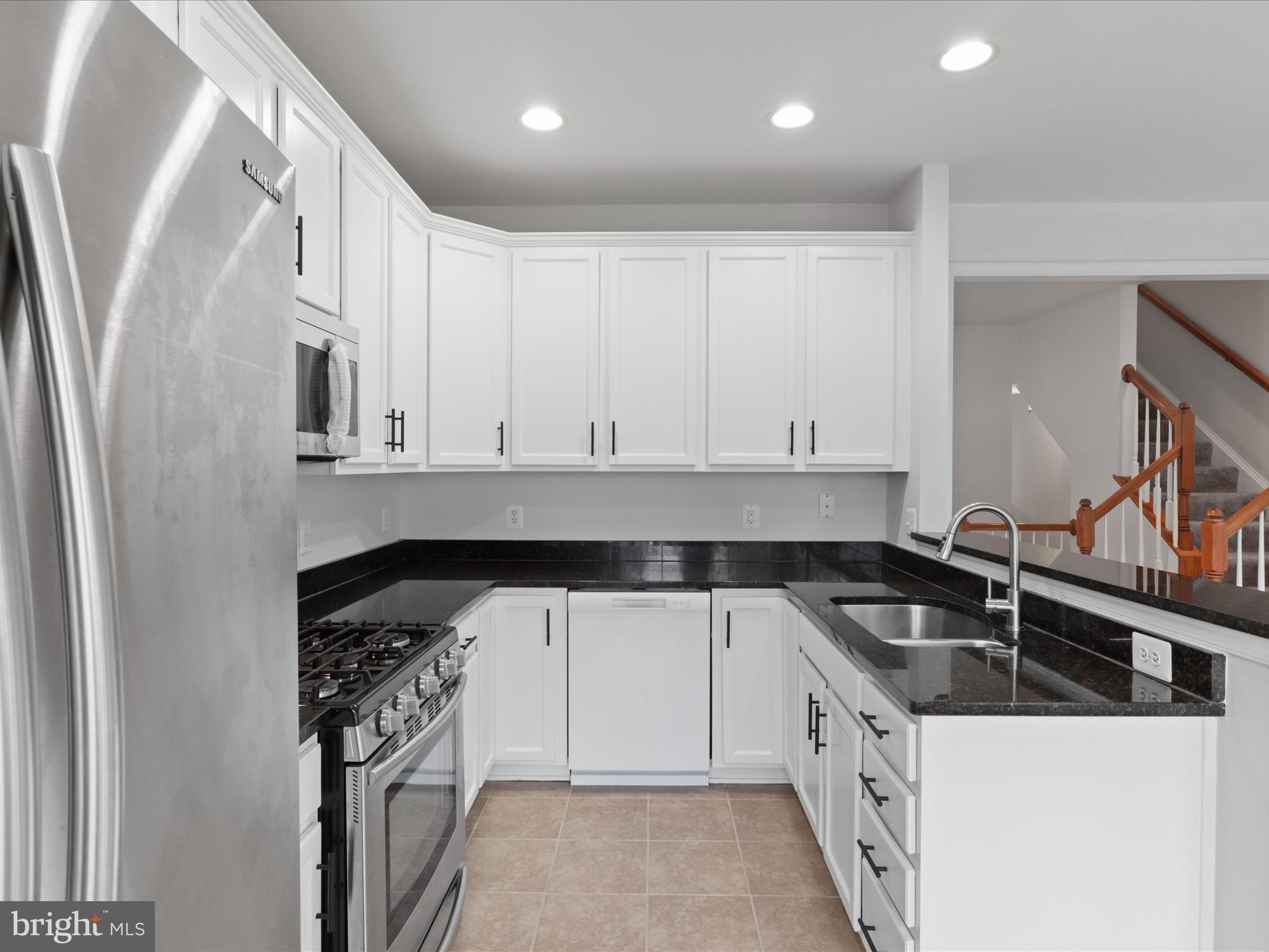 COPPERMINE CROSSING - Residential