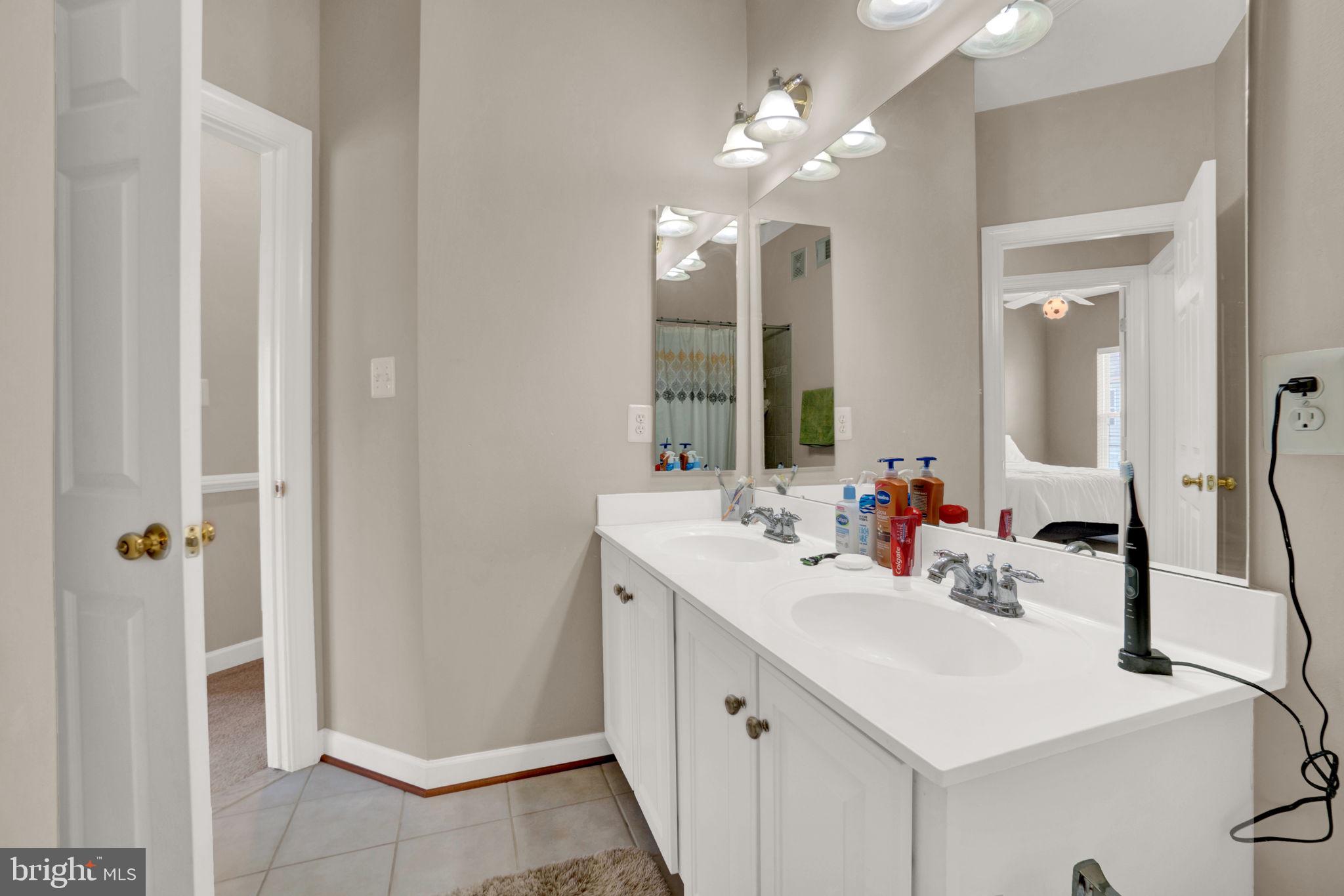 POTOMAC CLUB - Residential Lease