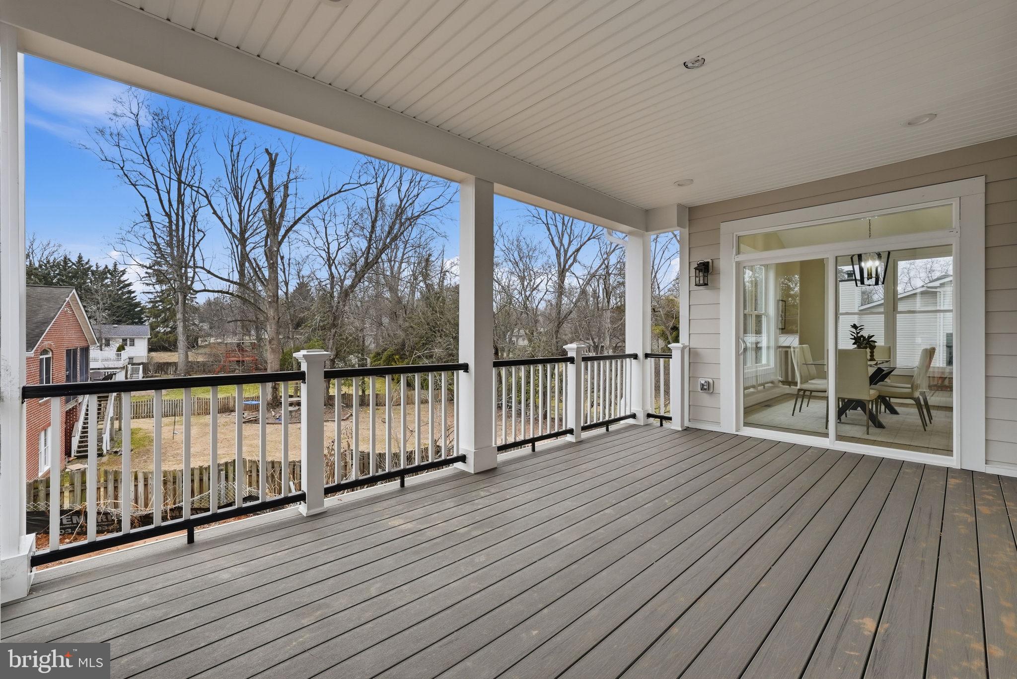 FAIRFAX ACRES - Residential