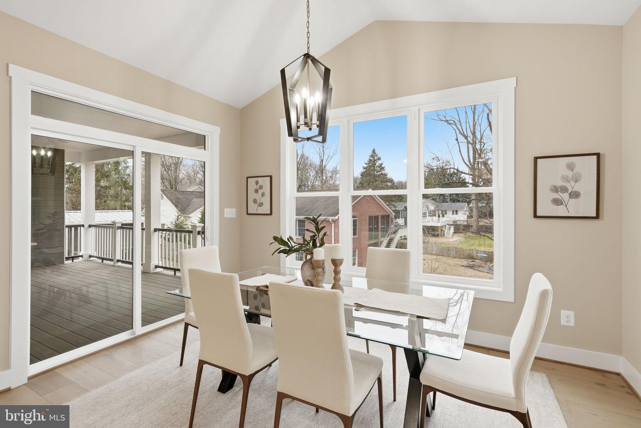 FAIRFAX ACRES - Residential