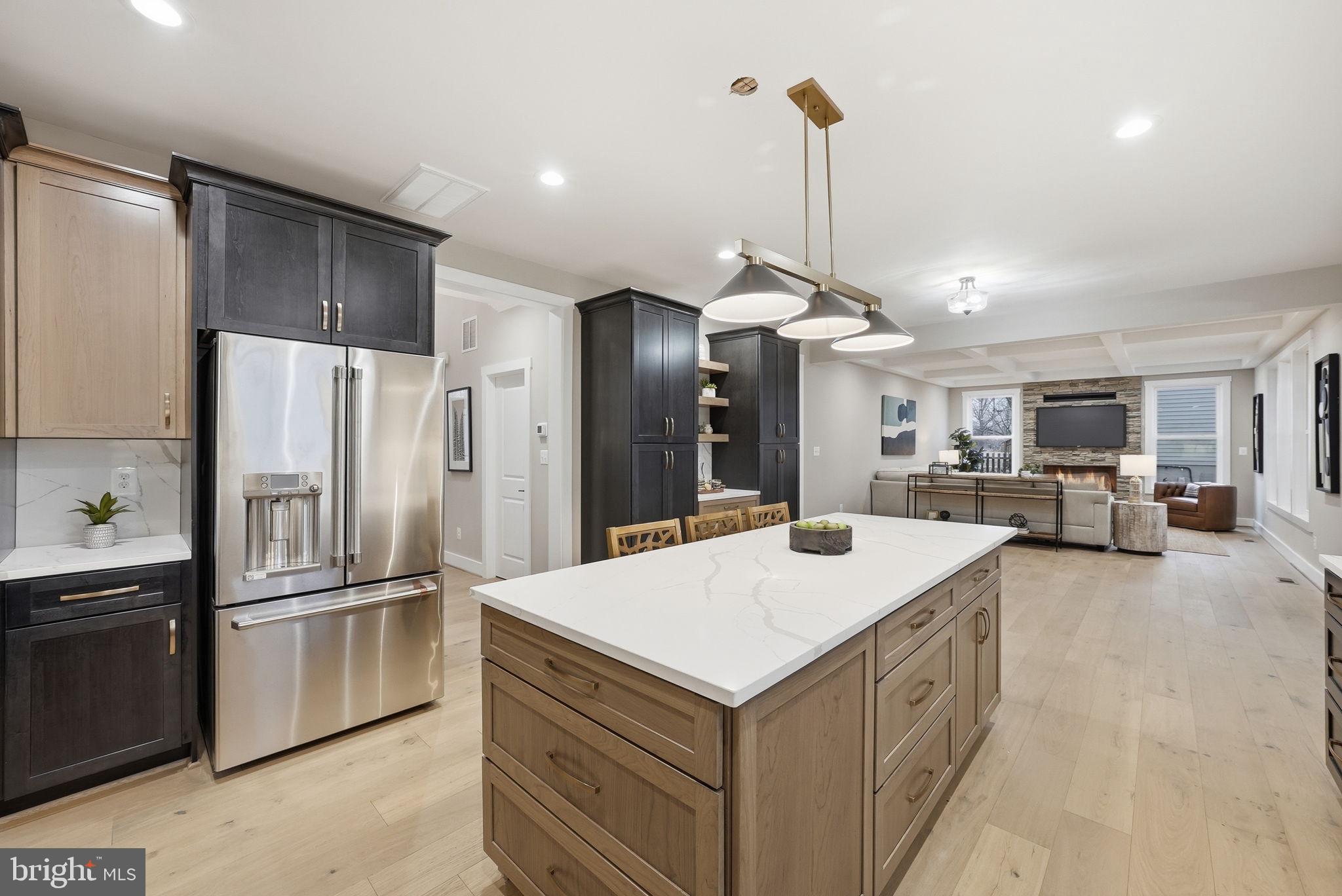 FAIRFAX ACRES - Residential