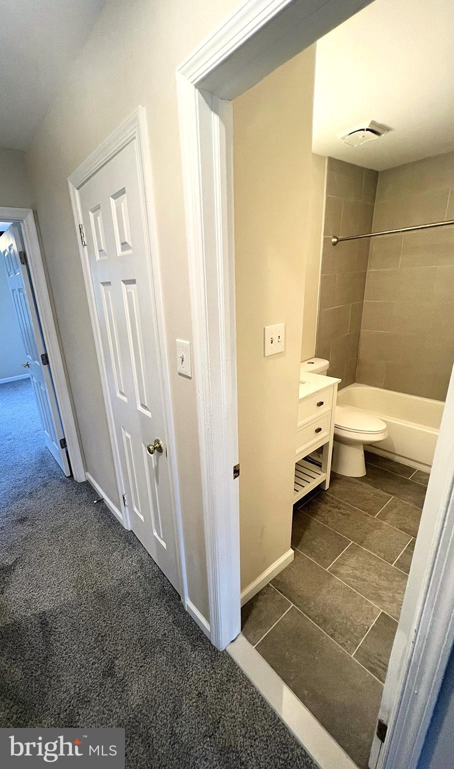 OLDE COLONIAL GREENE - Residential Lease