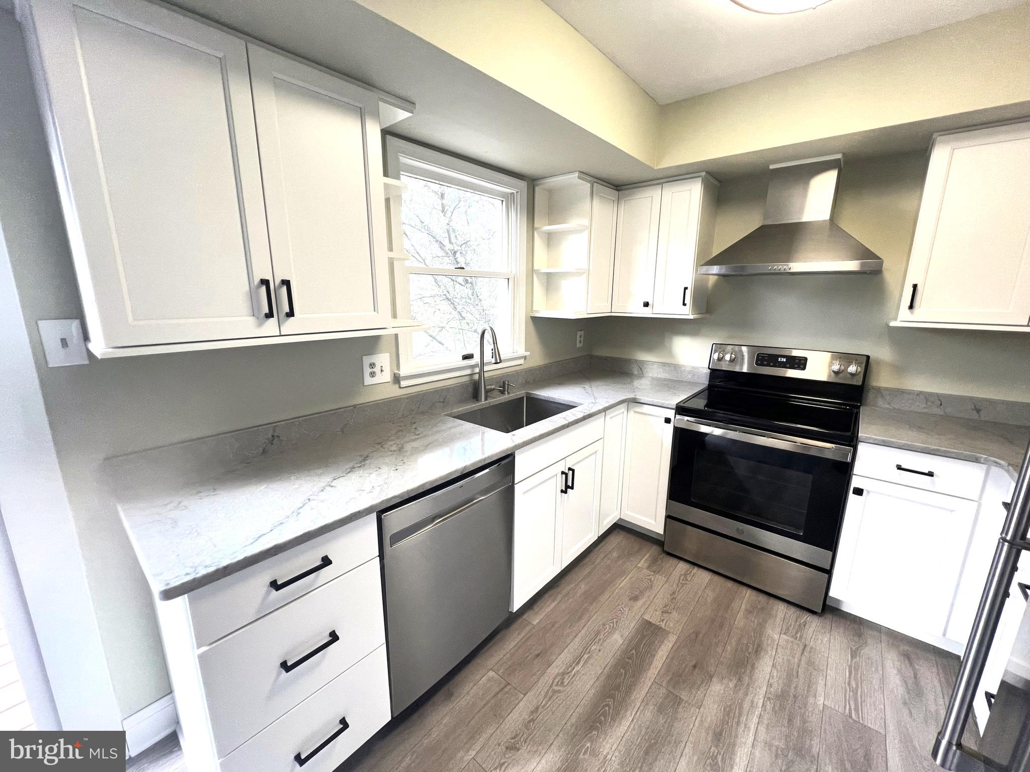 OLDE COLONIAL GREENE - Residential Lease