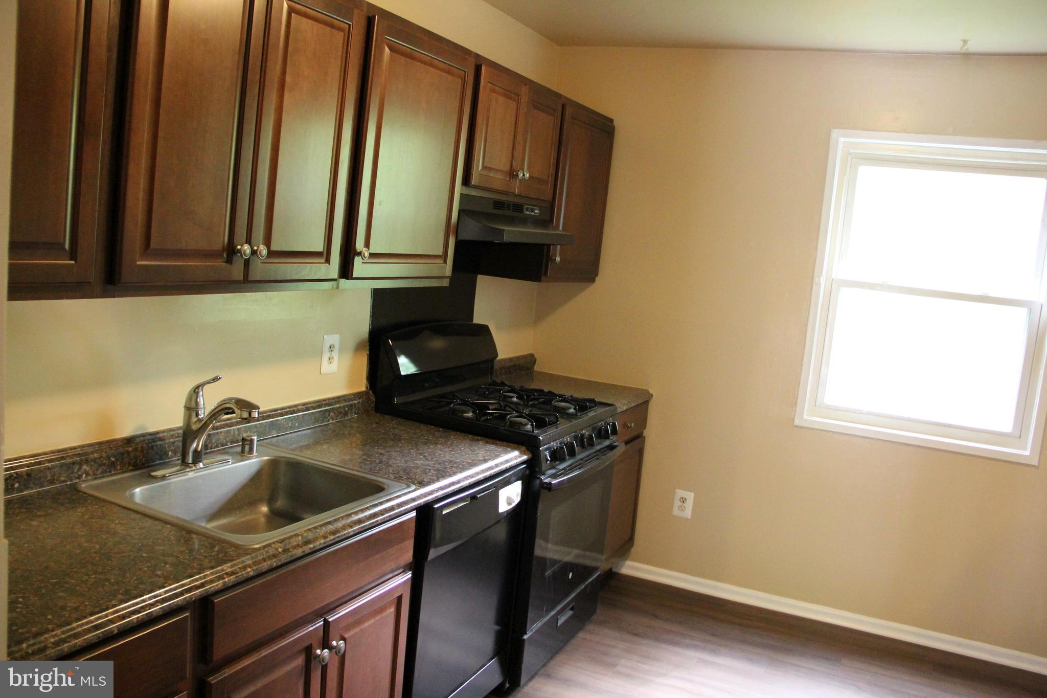 LAKE BRADDOCK - Residential Lease