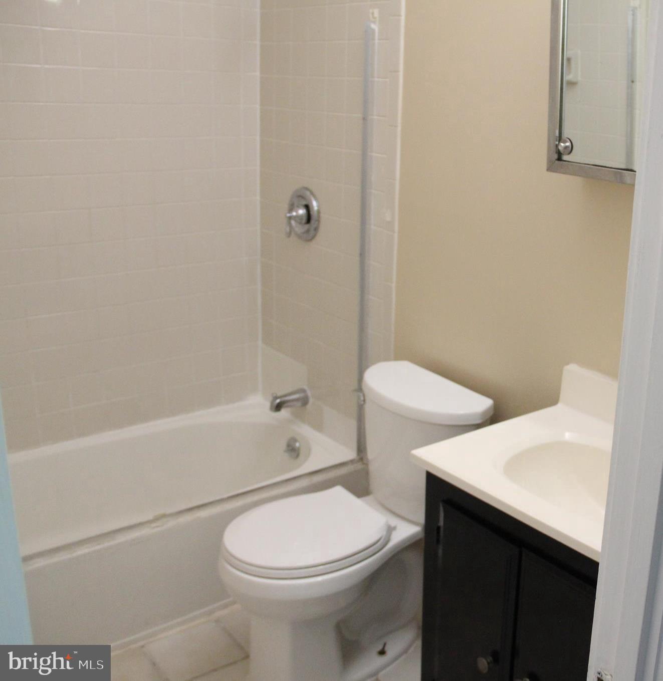 LAKE BRADDOCK - Residential Lease