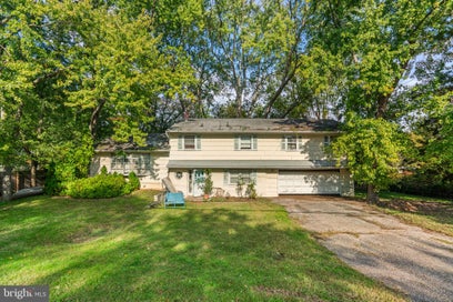 30 ROBINSON ROAD SEVERNA PARK MD 21146