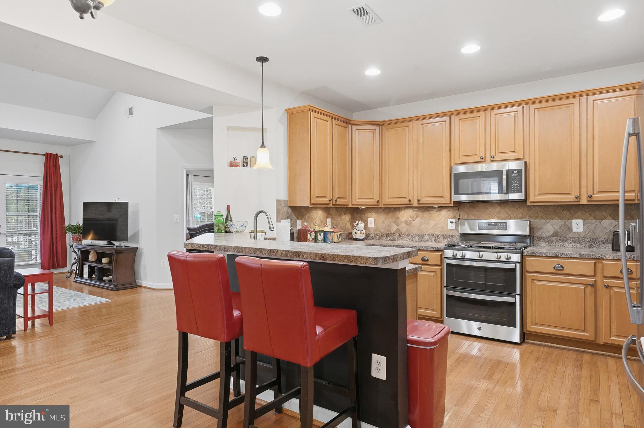 KEDGES STRAIT - Residential