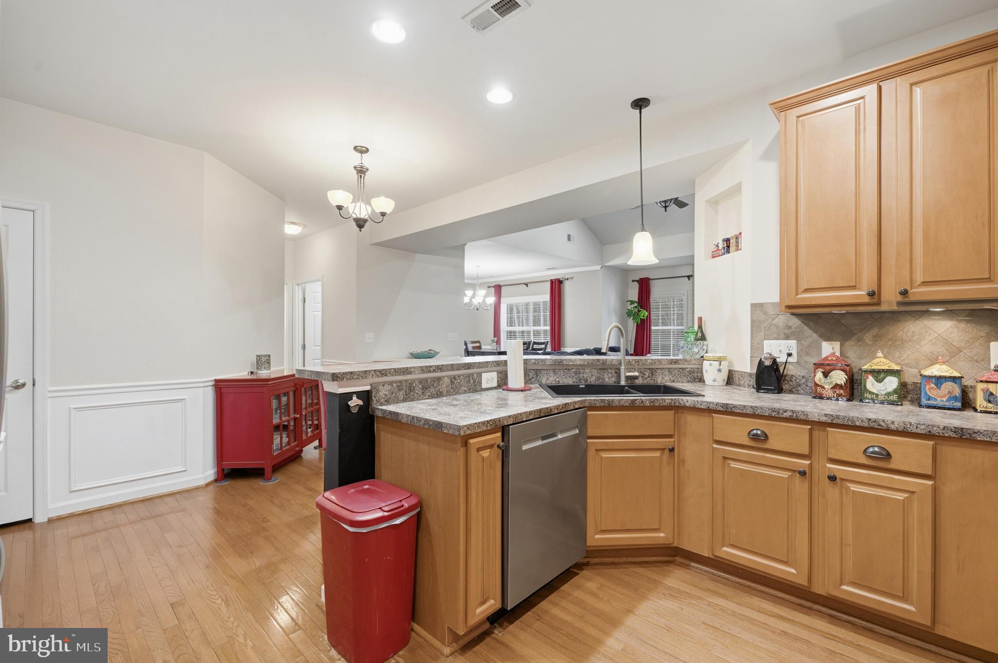 KEDGES STRAIT - Residential