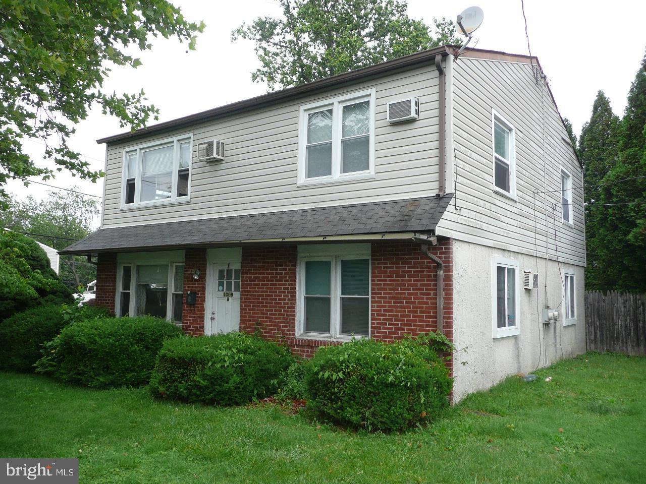 1009 W MORELAND ROAD
