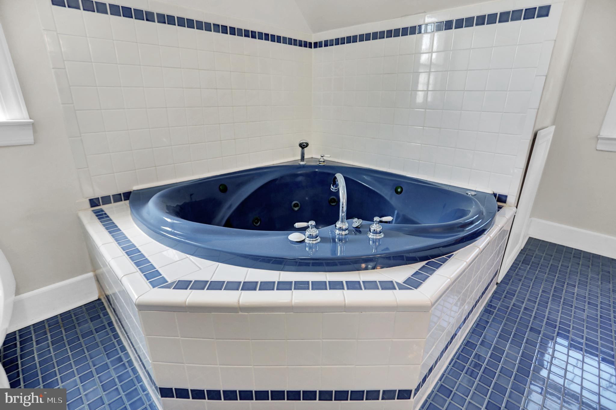 WESTMORELAND FRUIT FARM - Residential