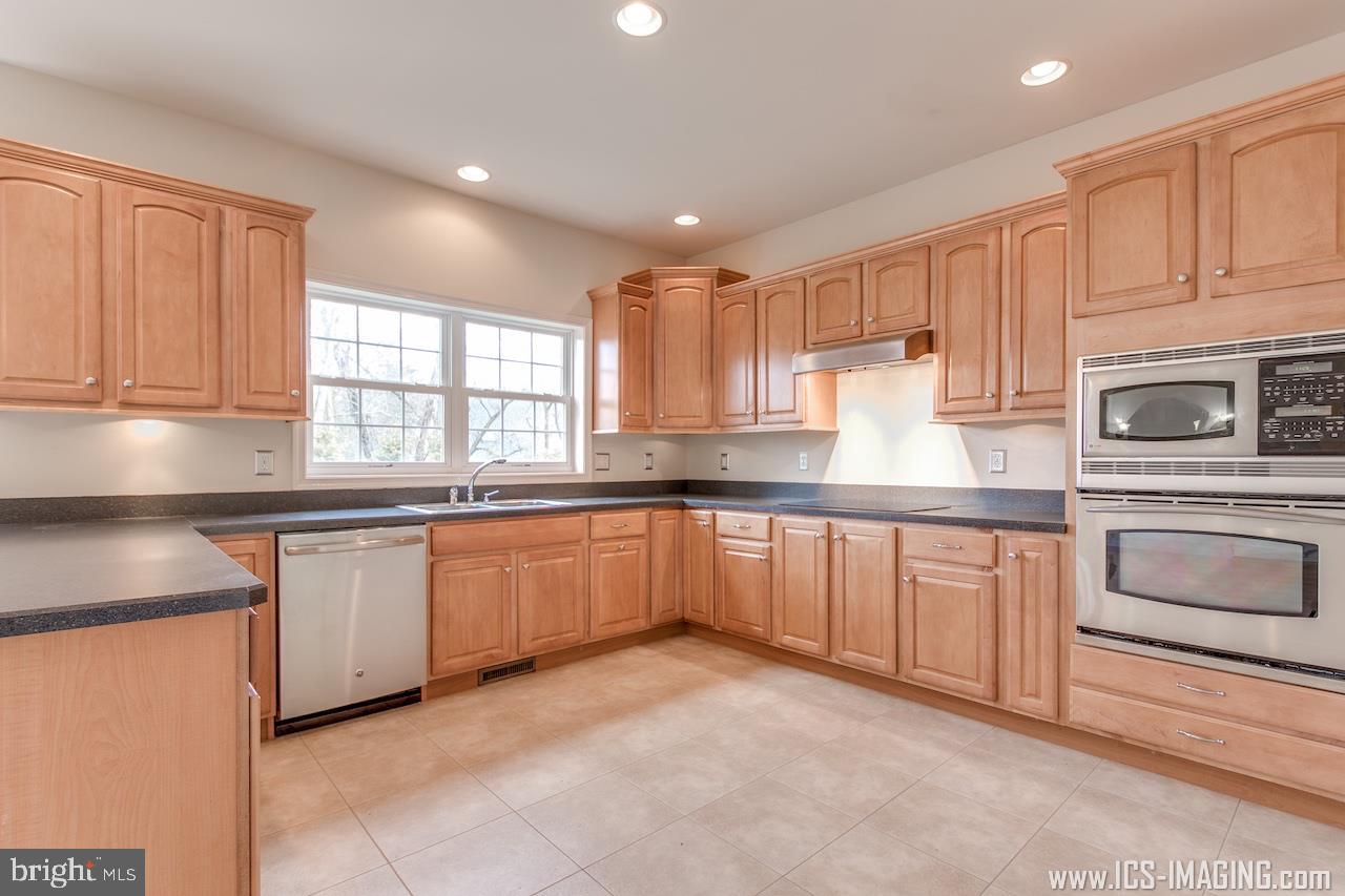 SILVER BROOK - Residential