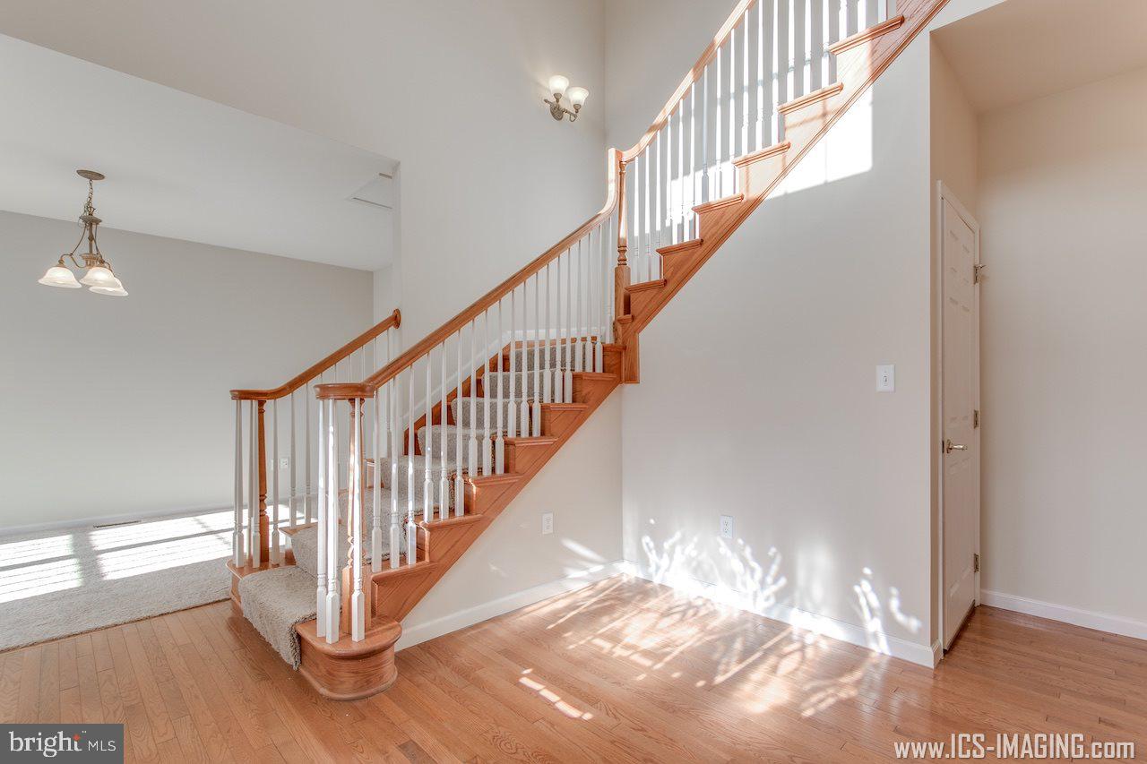 SILVER BROOK - Residential