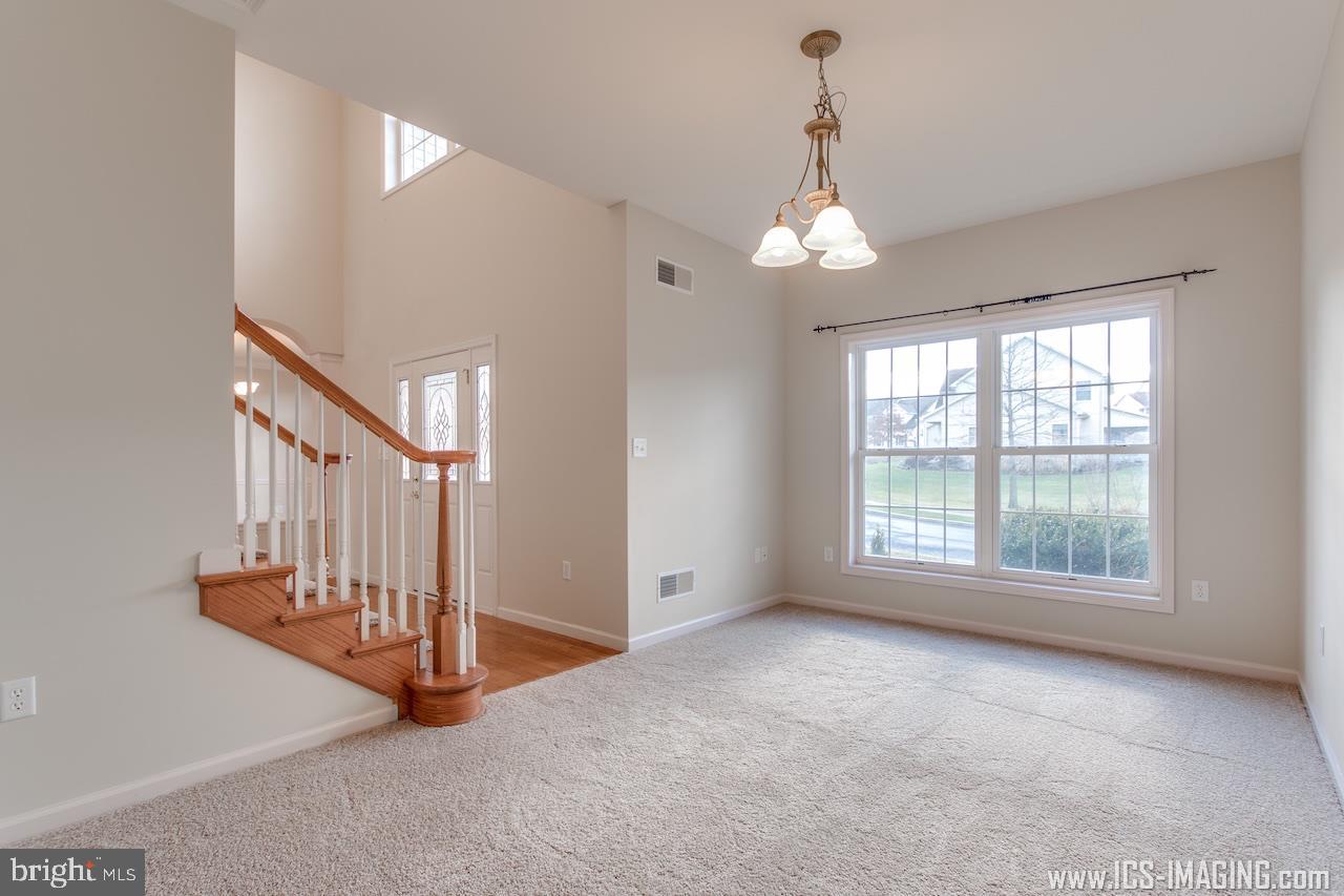 SILVER BROOK - Residential