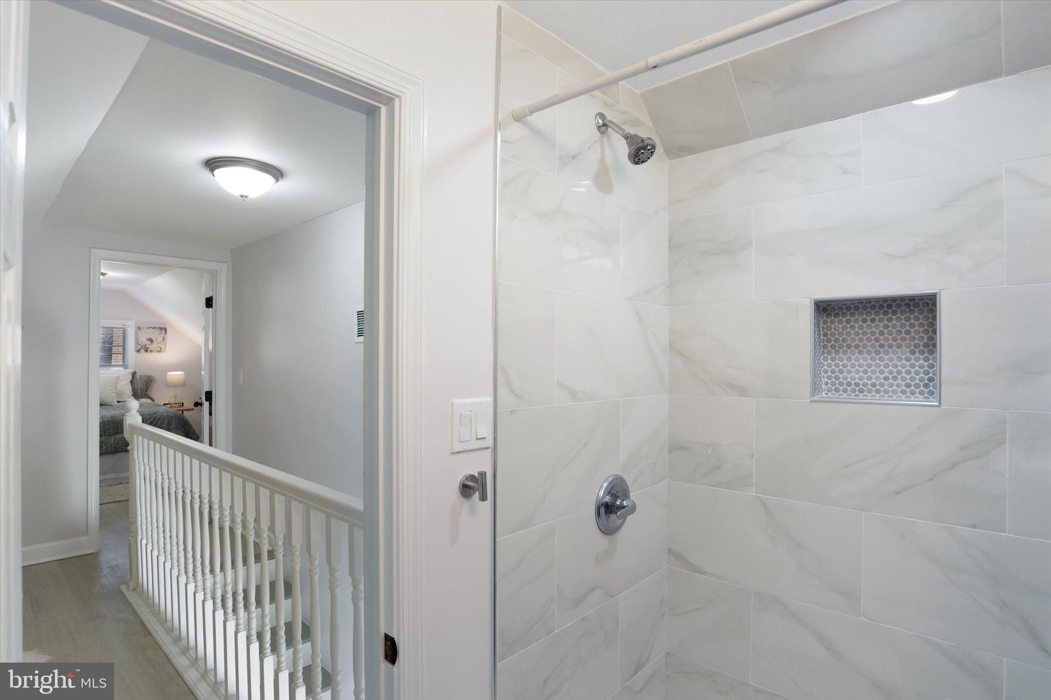 WATERSEDGE - Residential