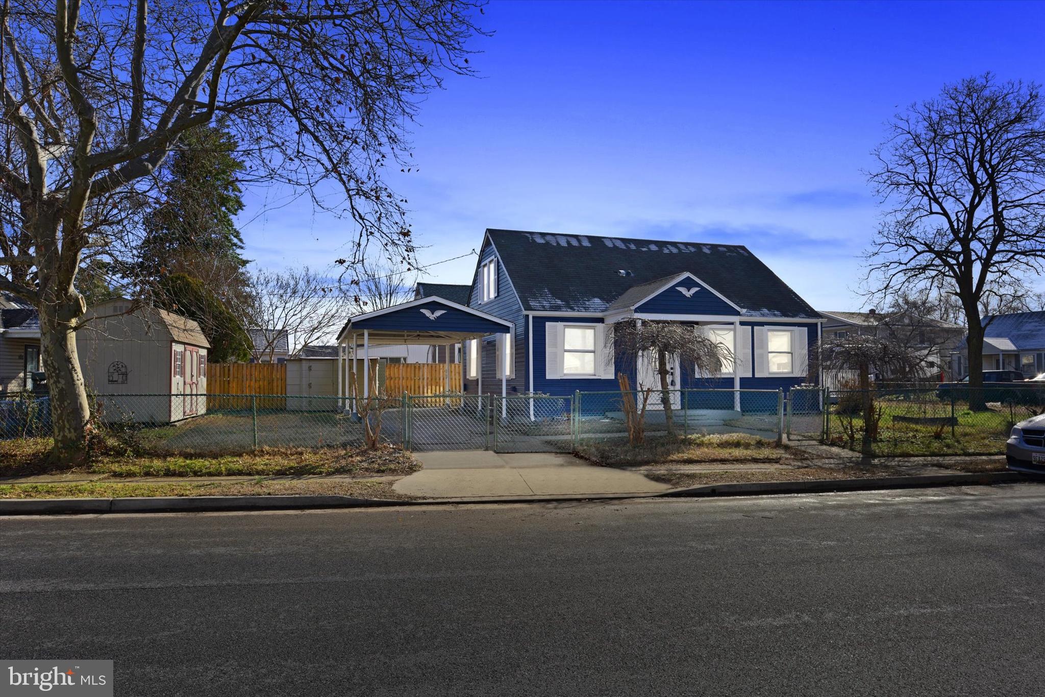 WATERSEDGE - Residential