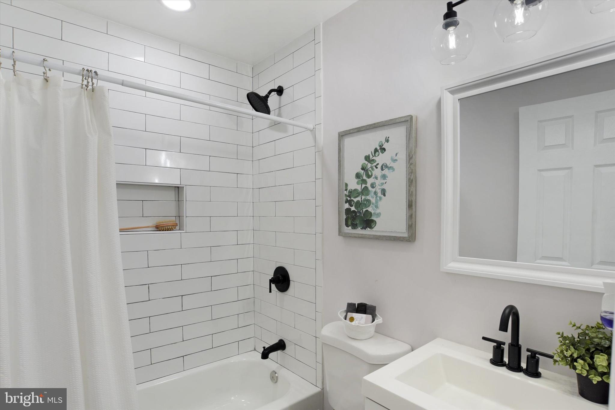 WATERSEDGE - Residential