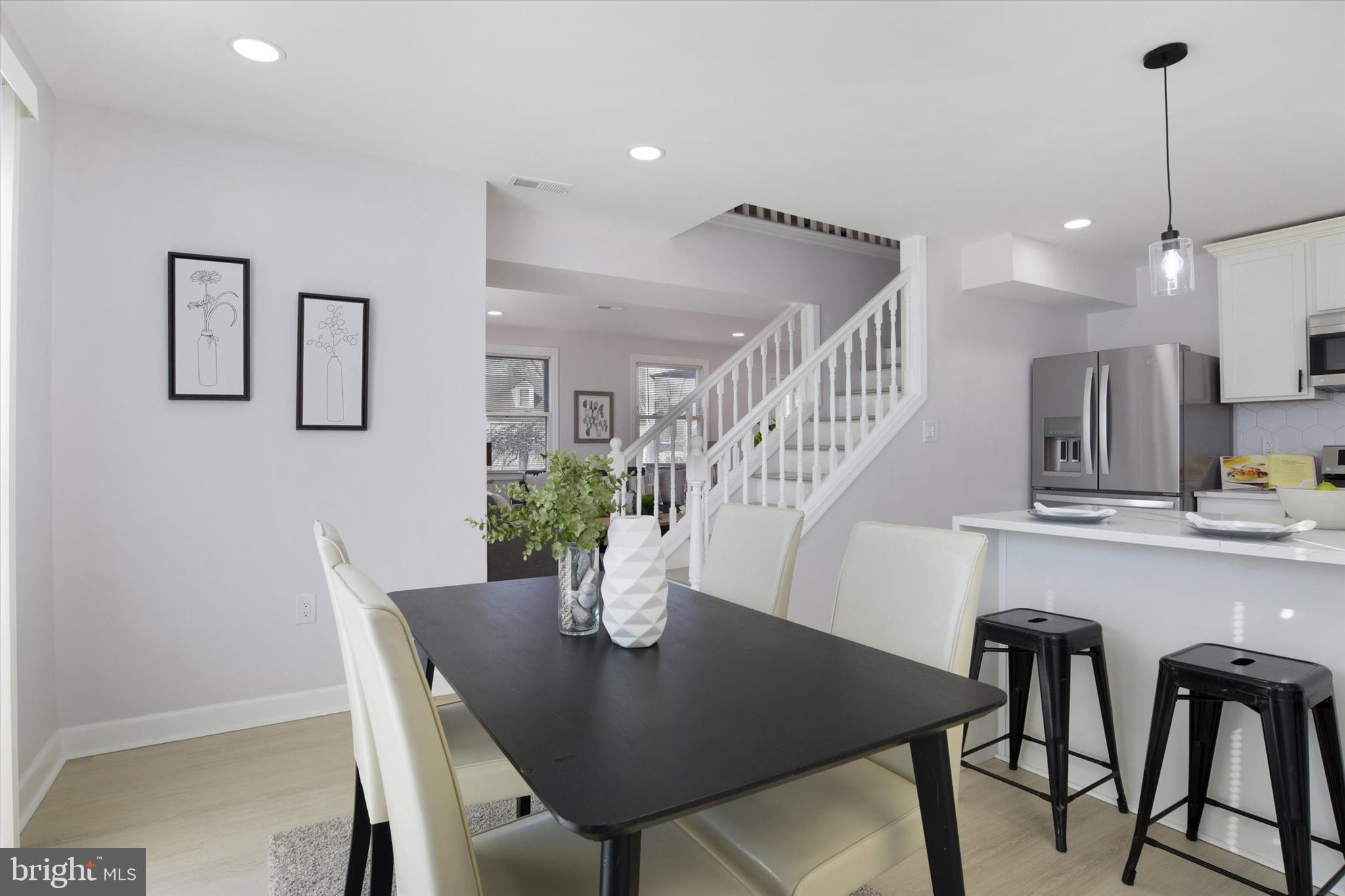 WATERSEDGE - Residential