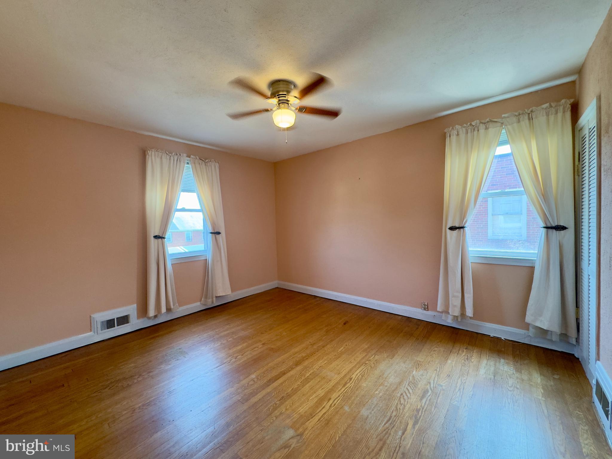 WALTHERSON - Residential Lease