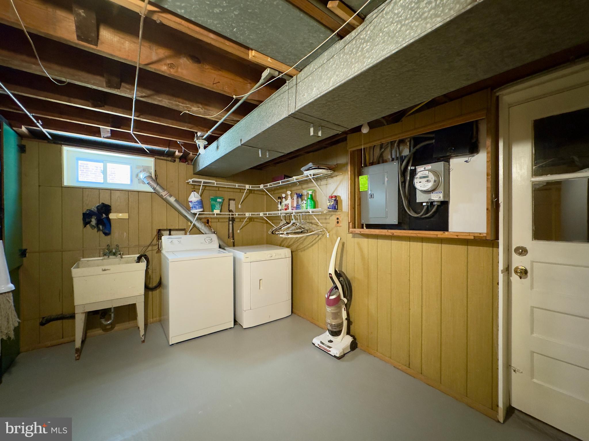 WALTHERSON - Residential Lease