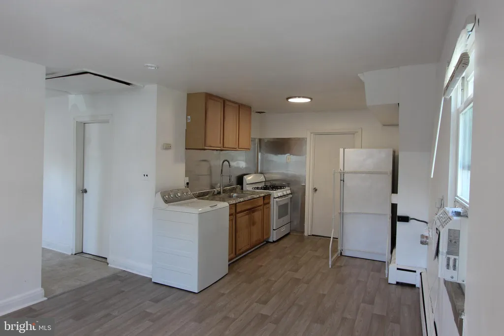 Additional image 2 of 104 Lincoln Avenue Unit C, Glen Burnie, MD 21061