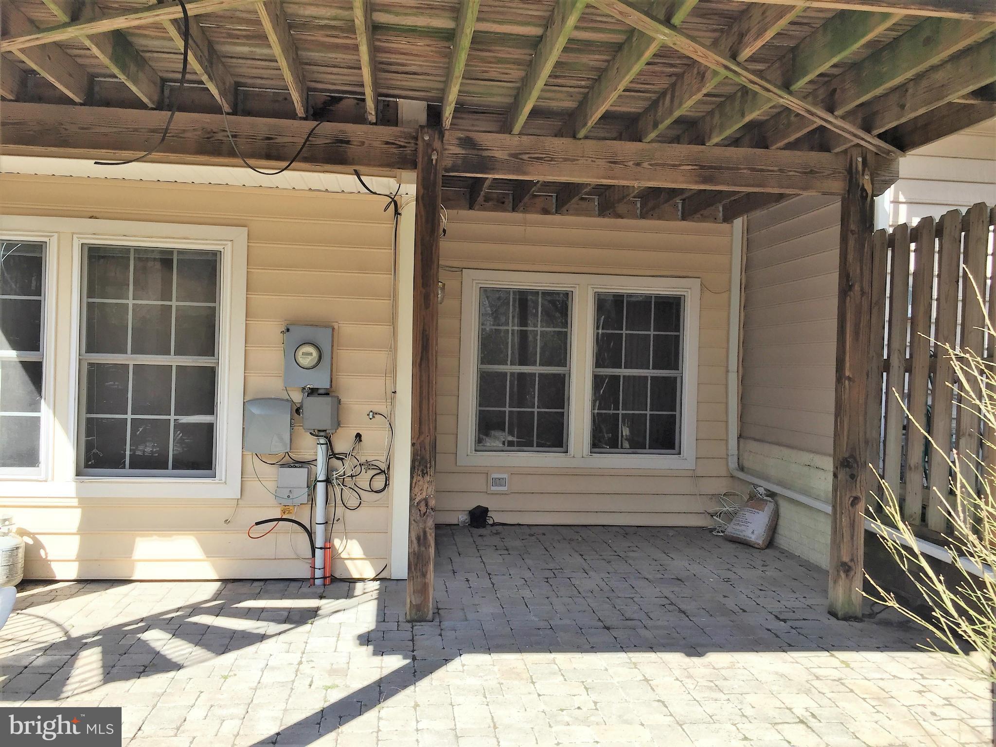 GUNSTON HILL - Residential