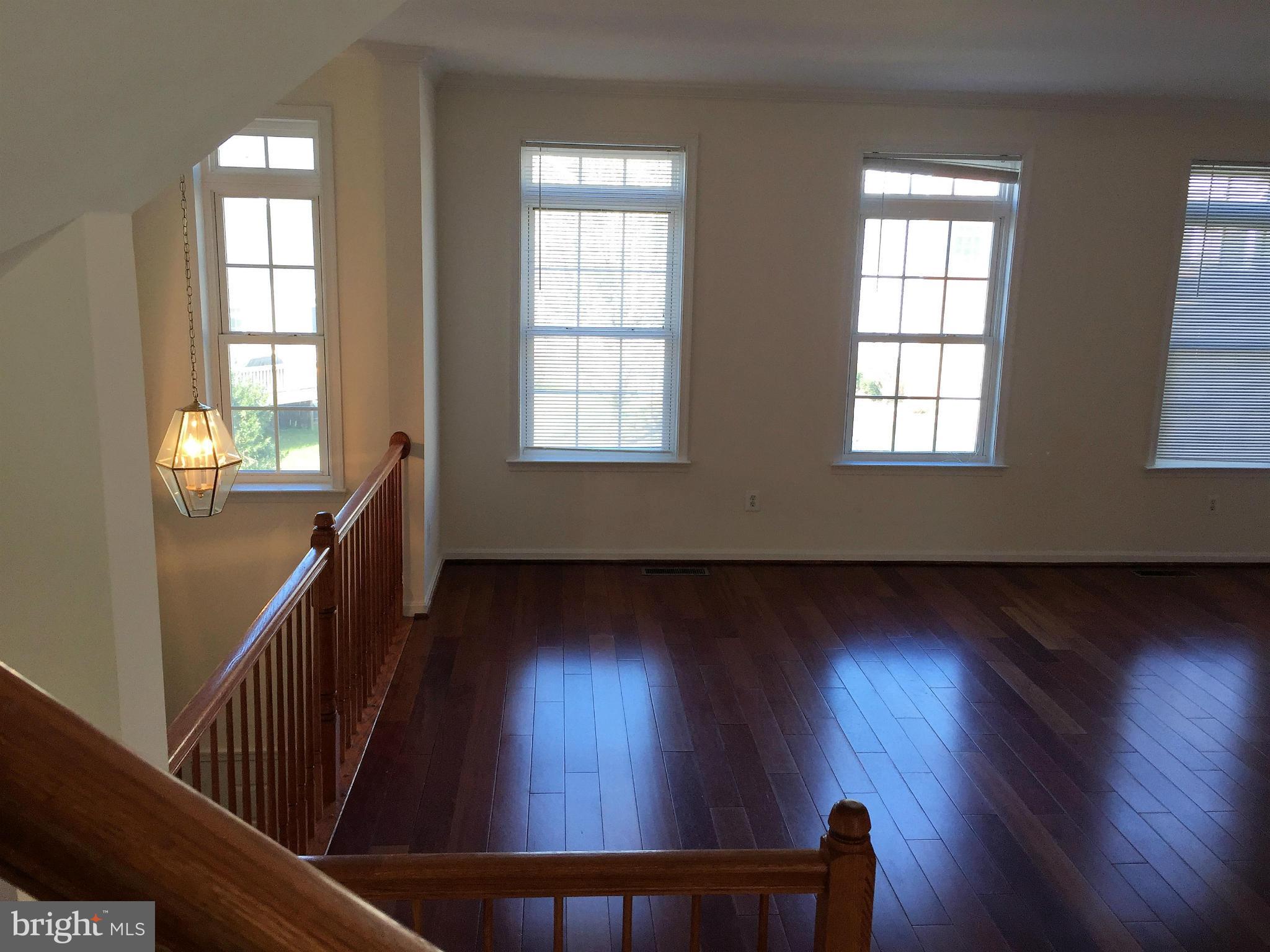 GUNSTON HILL - Residential